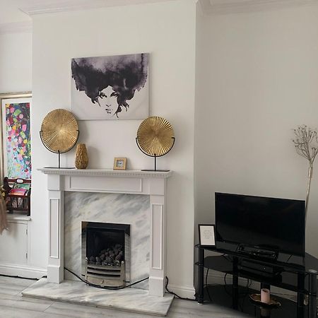 Gorgeous Stylish Cheri Victorian House In Manchester Villa Eksteriør bilde